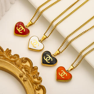 Pendant 62