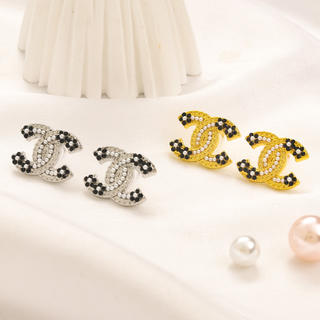 Earrings 562