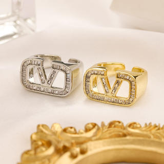 Earrings 565