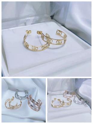 Earrings 657