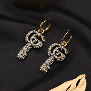 Earrings 756