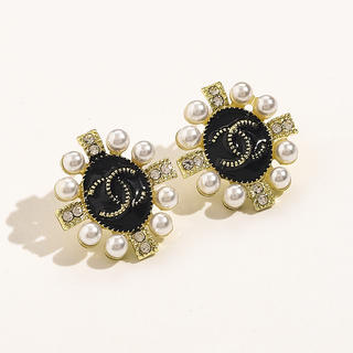 Earrings 1015