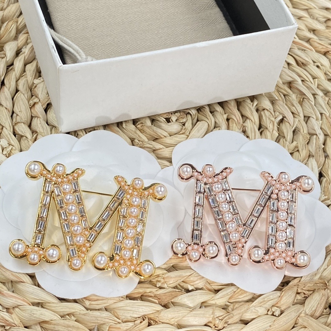 Brooch 58