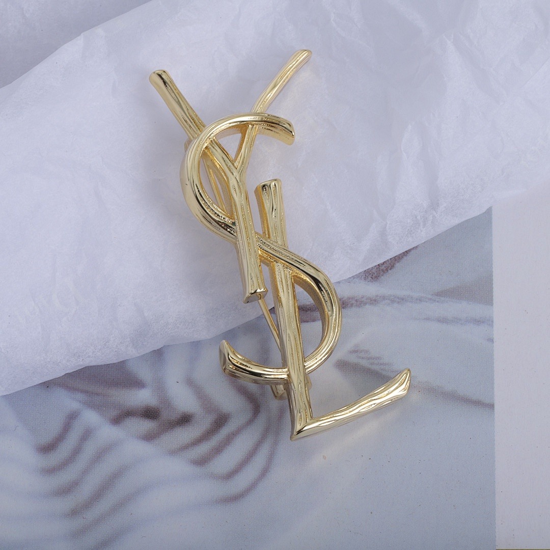 Brooch 193