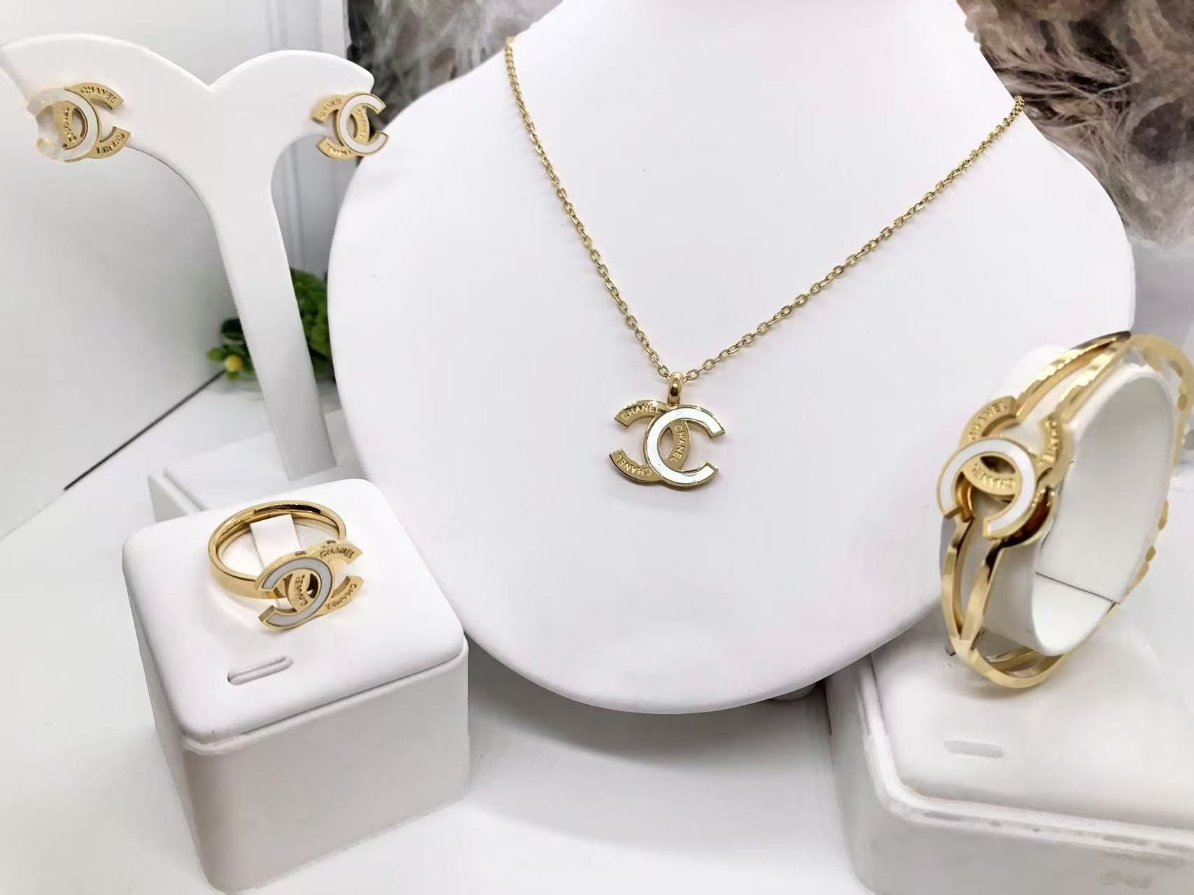 Jewelry Set 0108