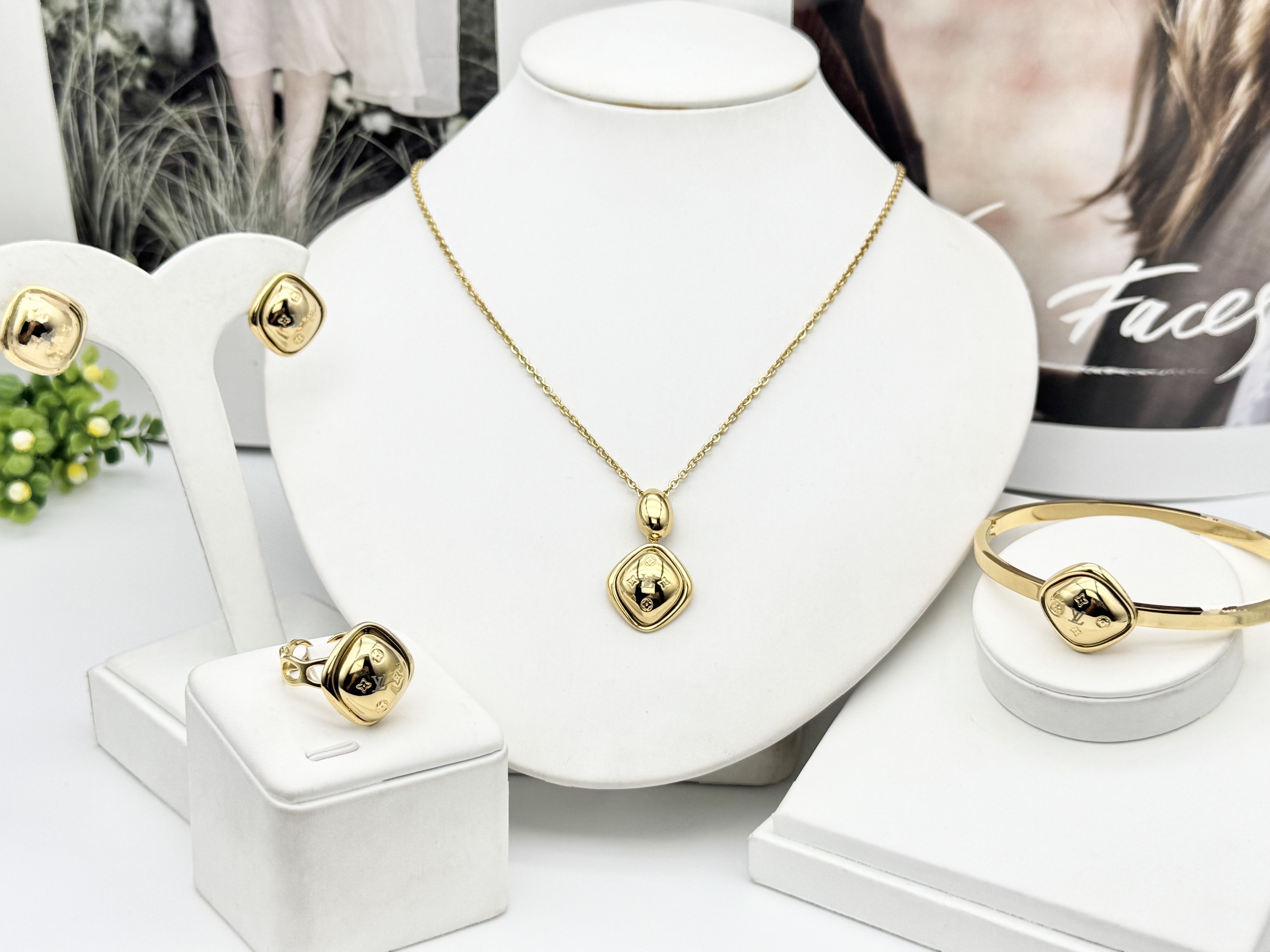 Jewelry Set 0261