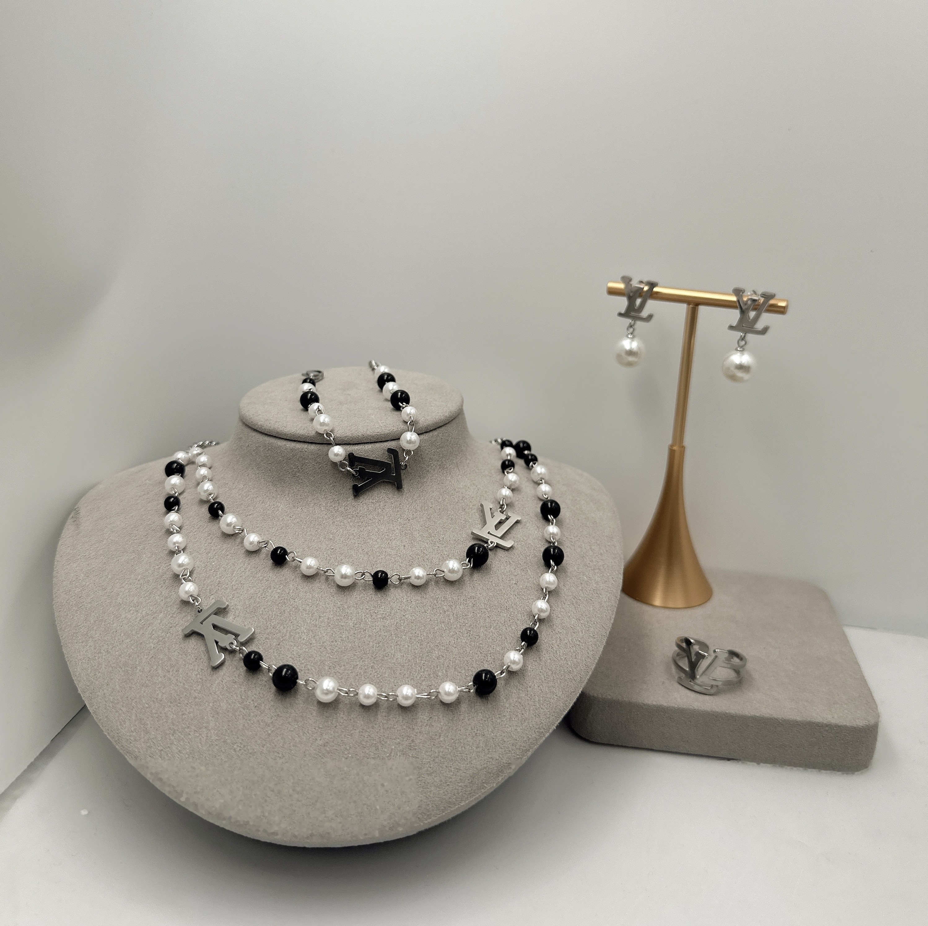 Jewelry Set 0611