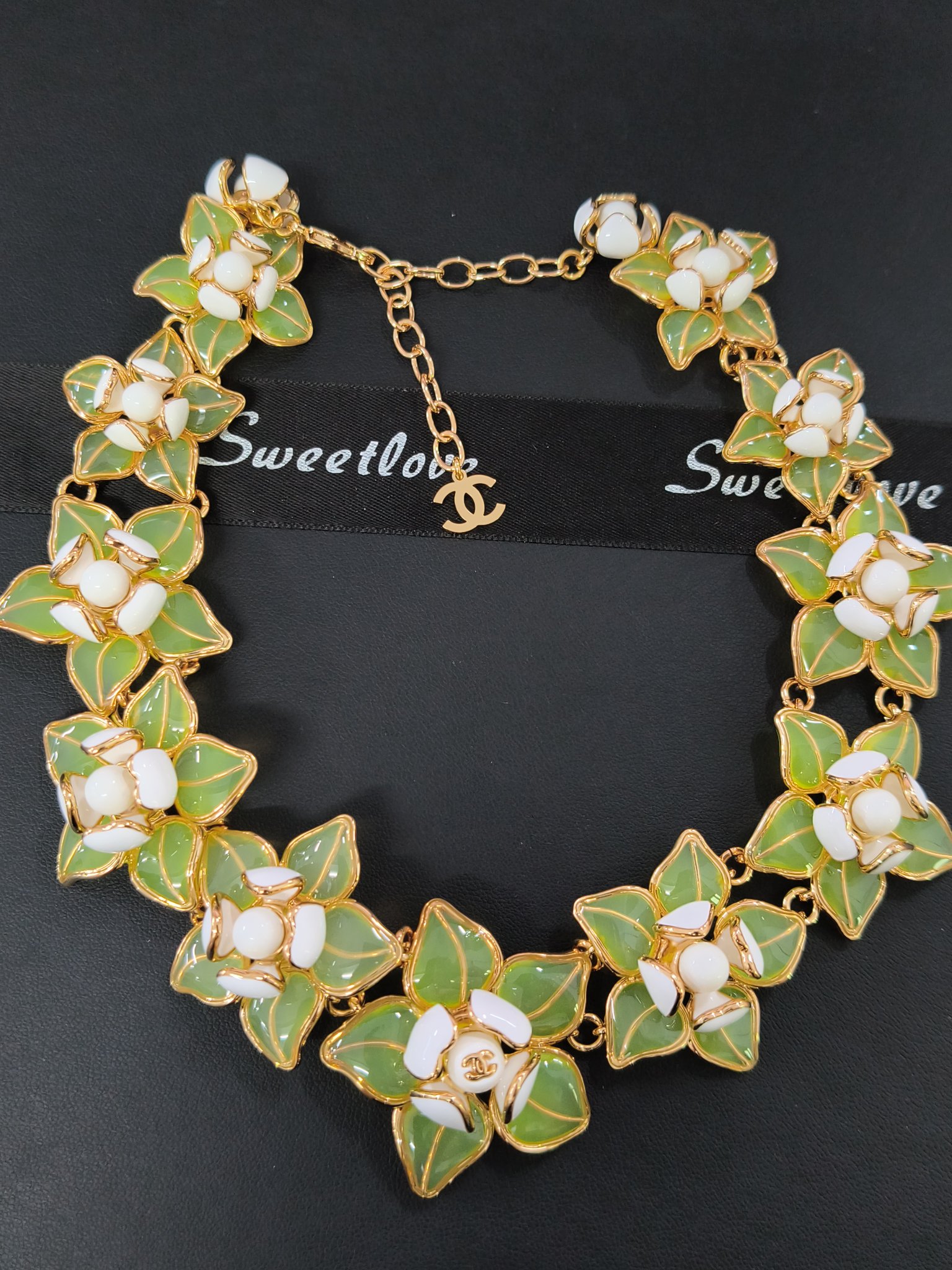 Cameo Pendant Necklace