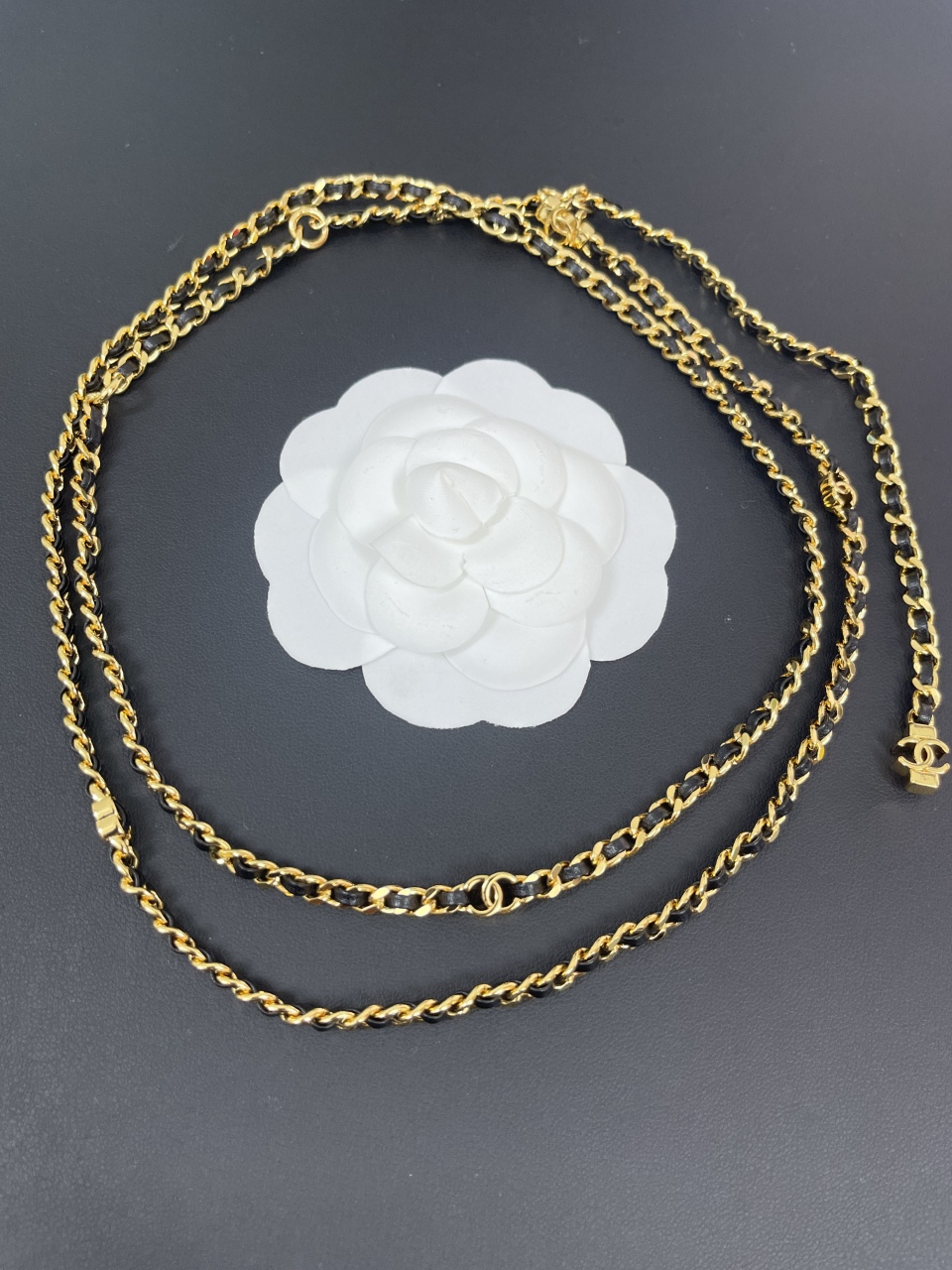 Classic Pearl Choker