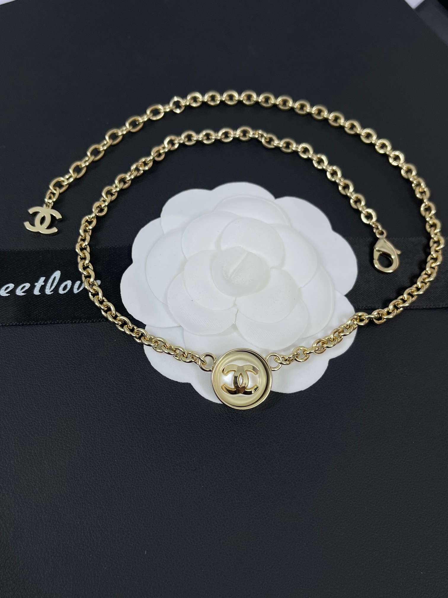 Pearl Pendant Necklace