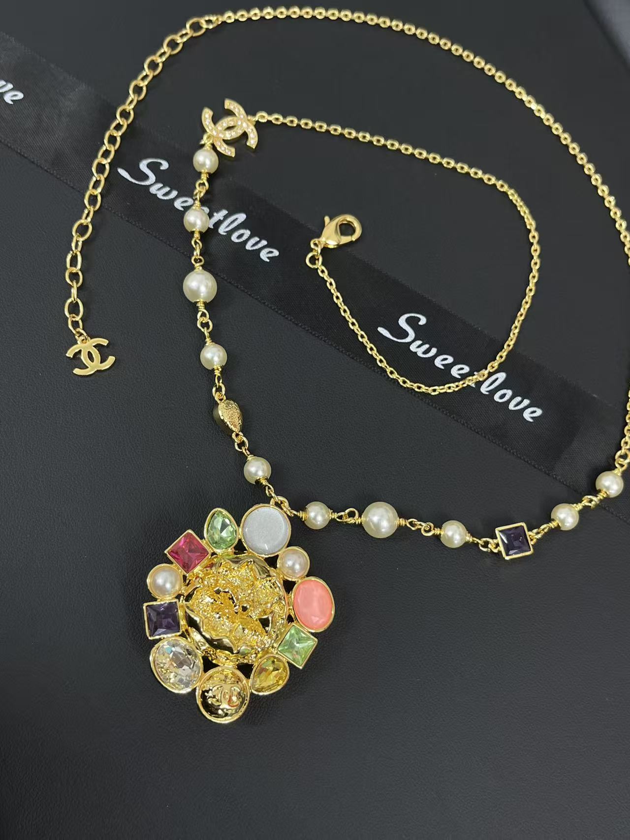 Statement Pendant Necklace