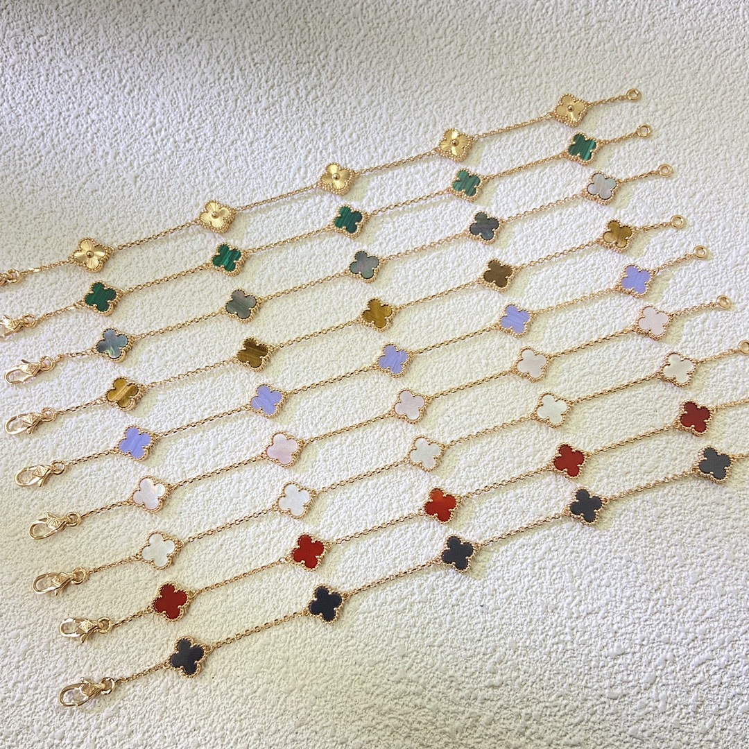 VCA Bracelet 42