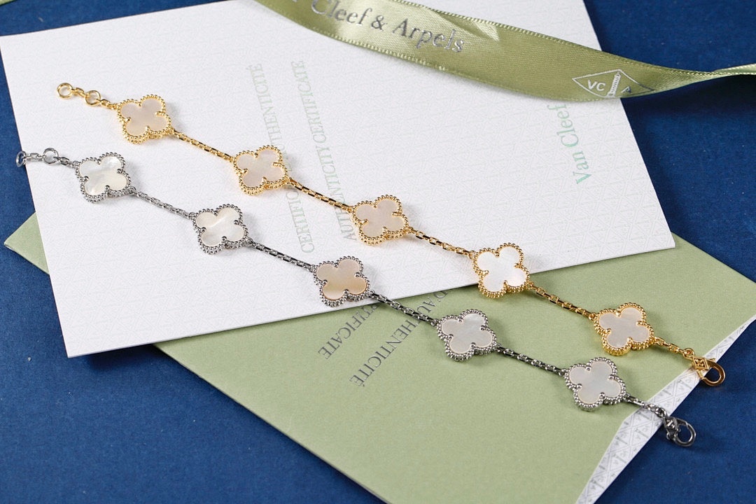VCA Bracelet 101
